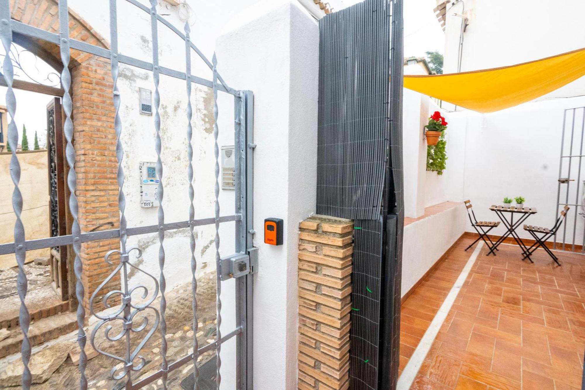 Carmen Aljibe De La Miel Apartment Granada Bagian luar foto